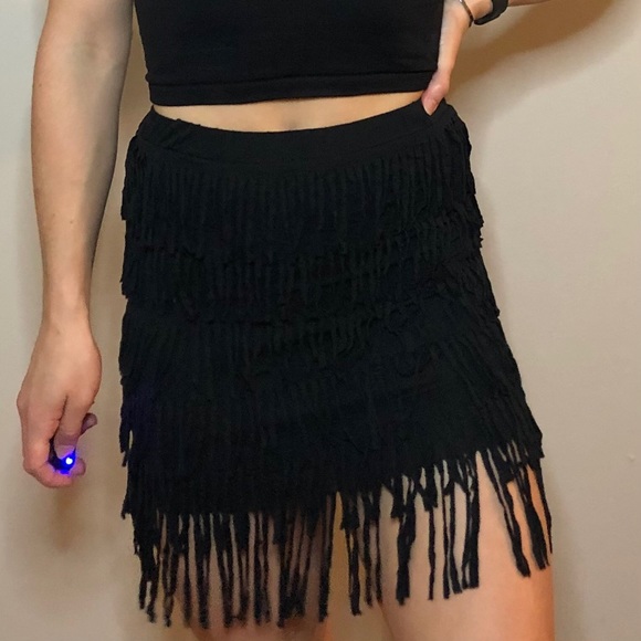 fringe body con skirt - Picture 3 of 4